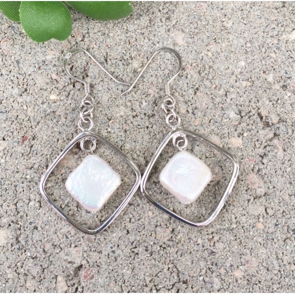 Sterling Silver and White cultured Freshwater Pearl Dangle Earrings - Picture 2 of 2